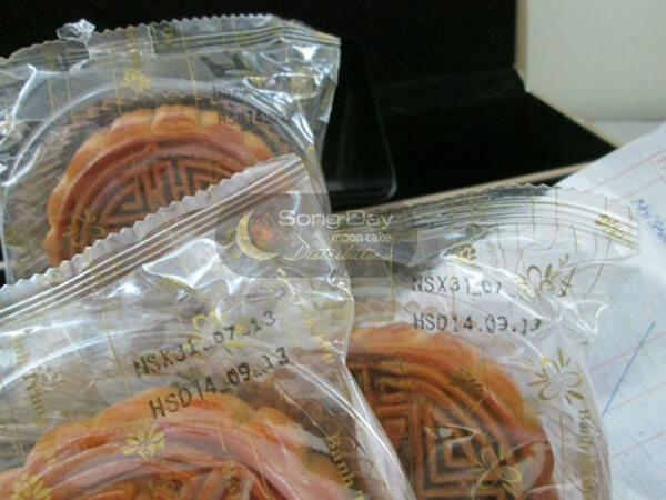 nhận biết bánh trung thu giả