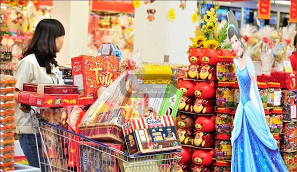 mua bánh keo trước tết