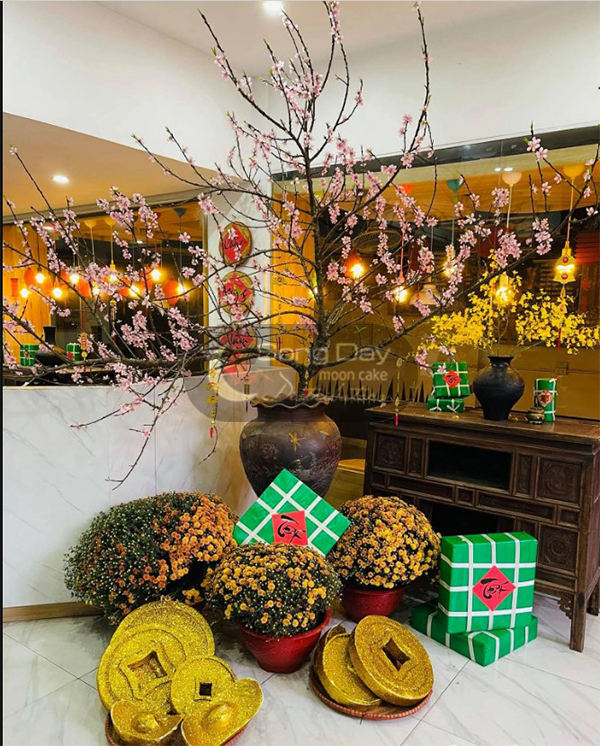 trang trí tết với đồng tiền tết may mắn