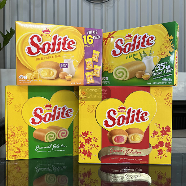 Bánh bông lan tròn kem vị dâu, bơ sữa Solite