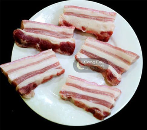 chọn thịt gói bánh chưng