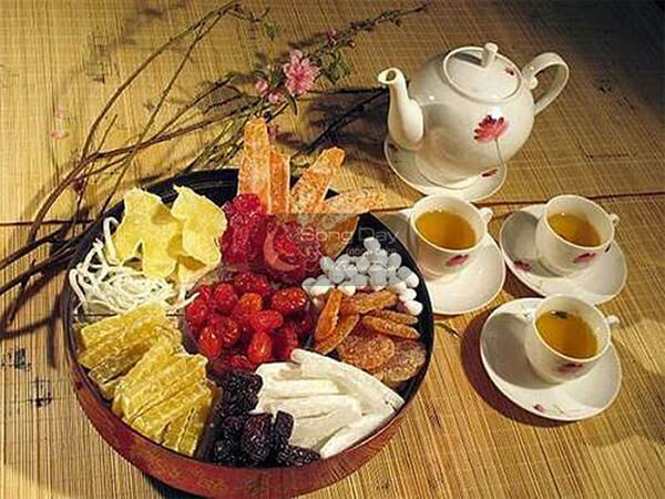 khay mứt trà ngày tết