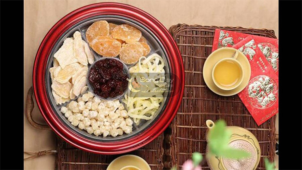 khay mứt khô đơn giản cho ngày tết