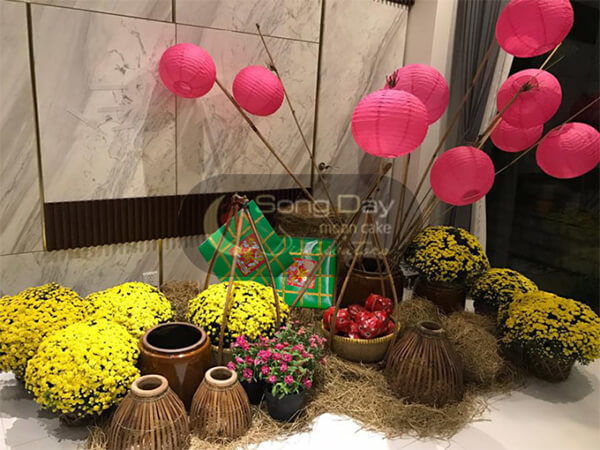 trang trí tết theo chủ đề bố cục sân vườn