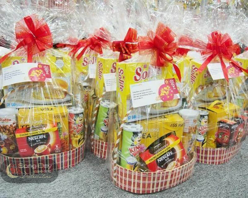 lợi ích tặng quà cho nhân viên