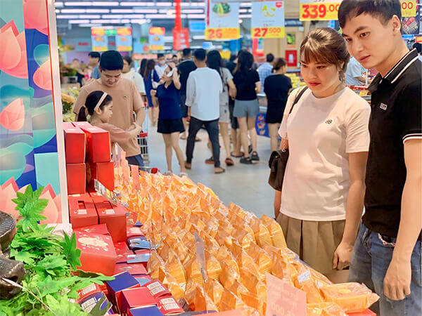 tại sao bánh trung thu được bán sớm