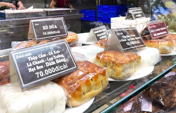 giá bánh trung thu năm nay so với năm trước