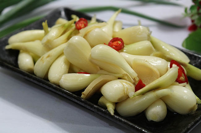 dưa hành củ kiệu