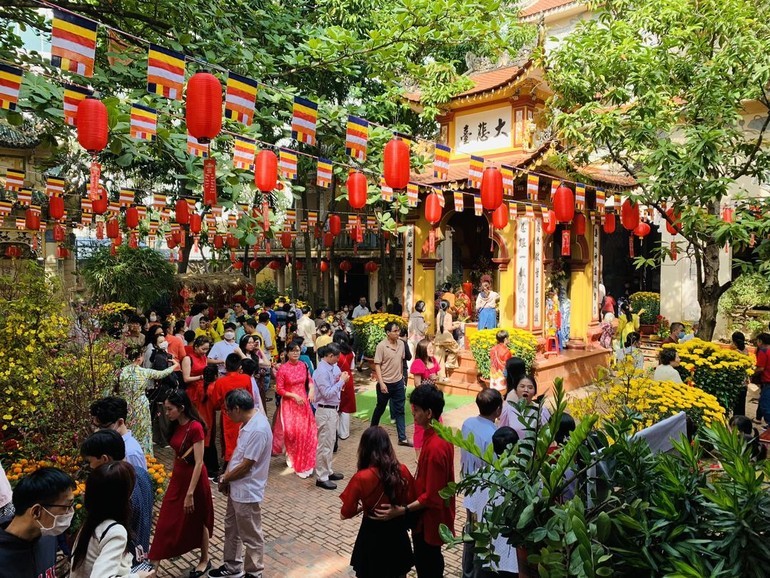 mung một tết thì nên làm gì