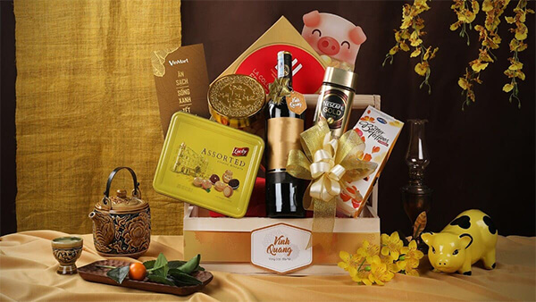 có nên mua quá tết online không