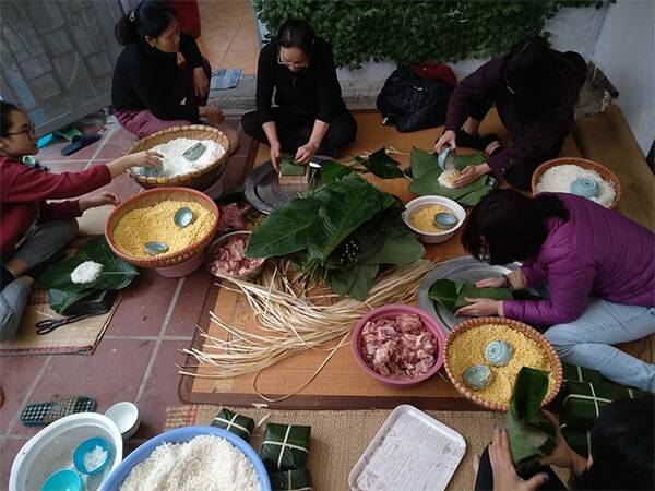 hoạt động gói bánh chưng bánh tét