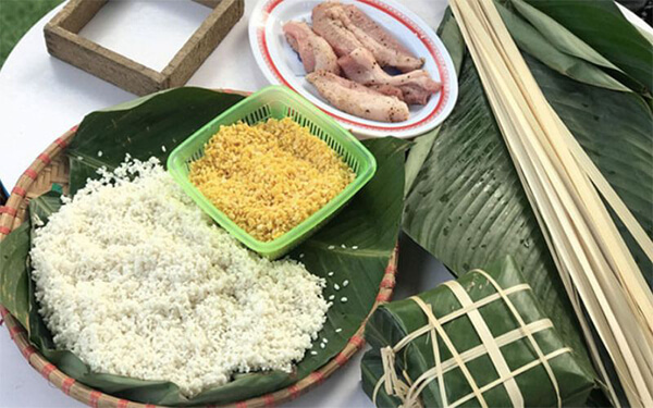 chuẩn bị đồ gói bánh chưng