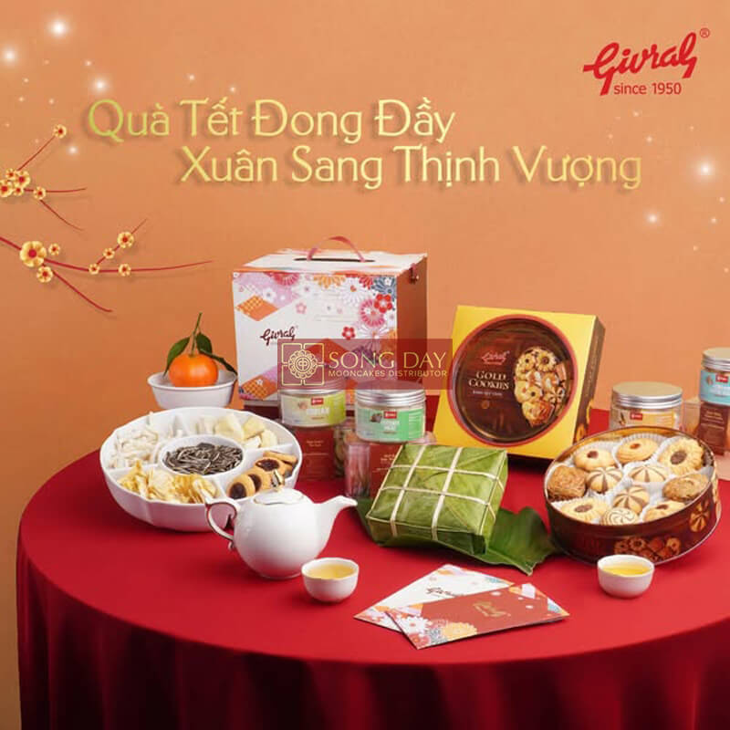 Tô điểm không khí Tết với hộp quà Givral
